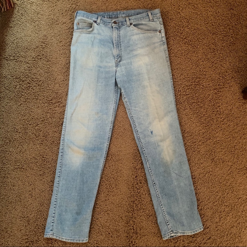 Vintage Levi’s - light wash, super soft!